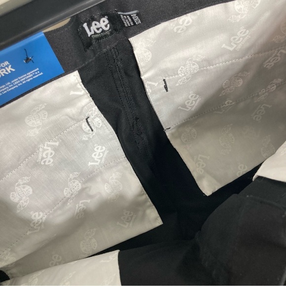 NWT Lee Men Black Classic Fit Trouser Work Uniform Dress Pants Straight Leg - Picture 8 of 9